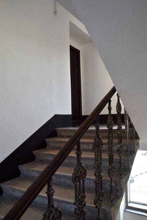 Hostel Kvarner- Private Rooms & Dorms Rijeka Ngoại thất bức ảnh