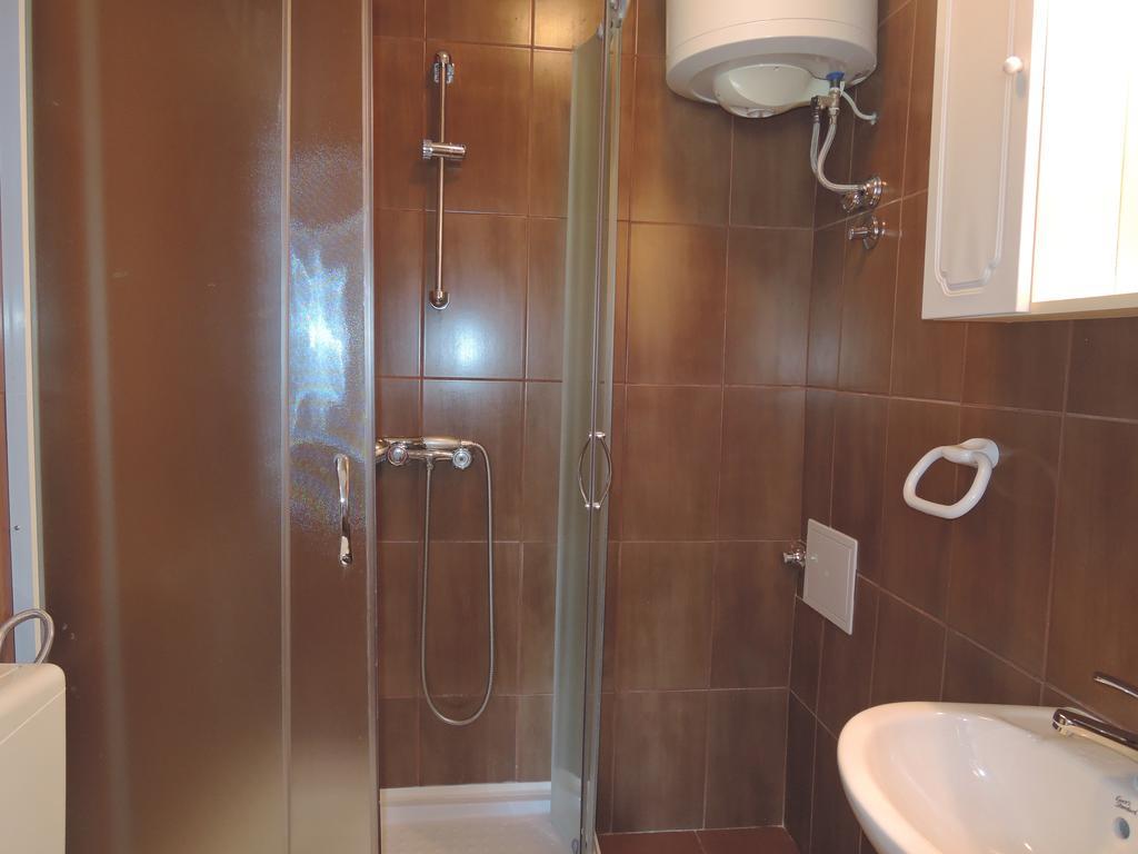 Hostel Kvarner- Private Rooms & Dorms Rijeka Ngoại thất bức ảnh