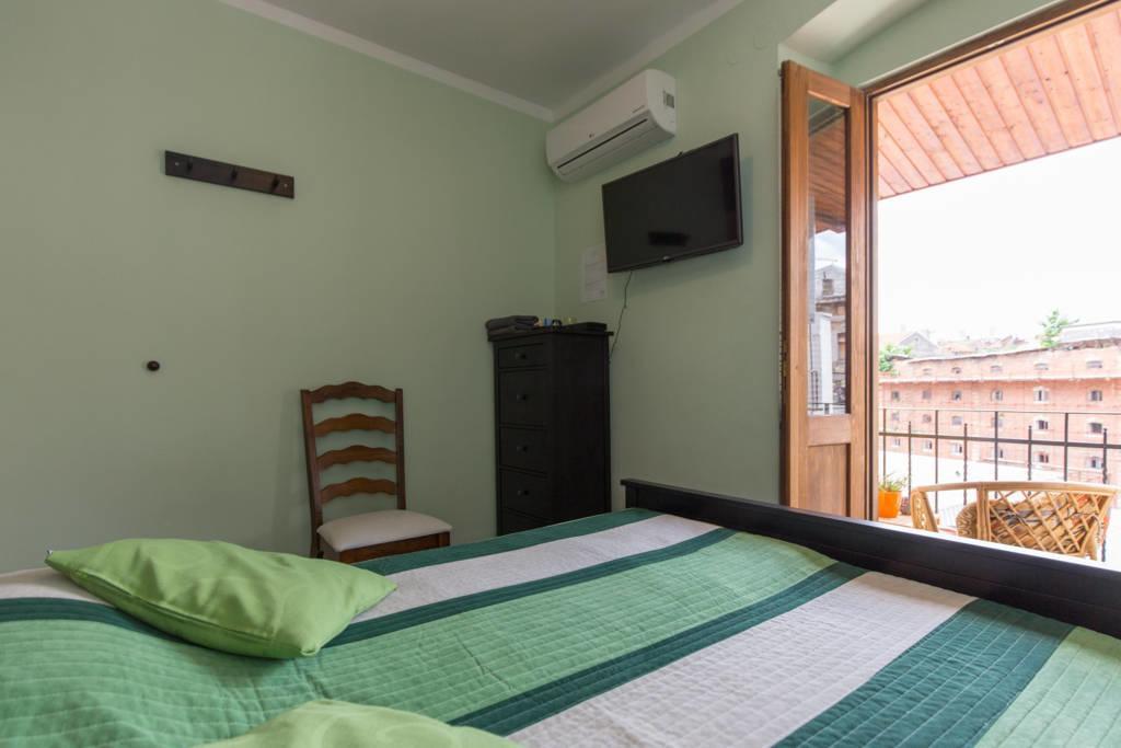 Hostel Kvarner- Private Rooms & Dorms Rijeka Ngoại thất bức ảnh